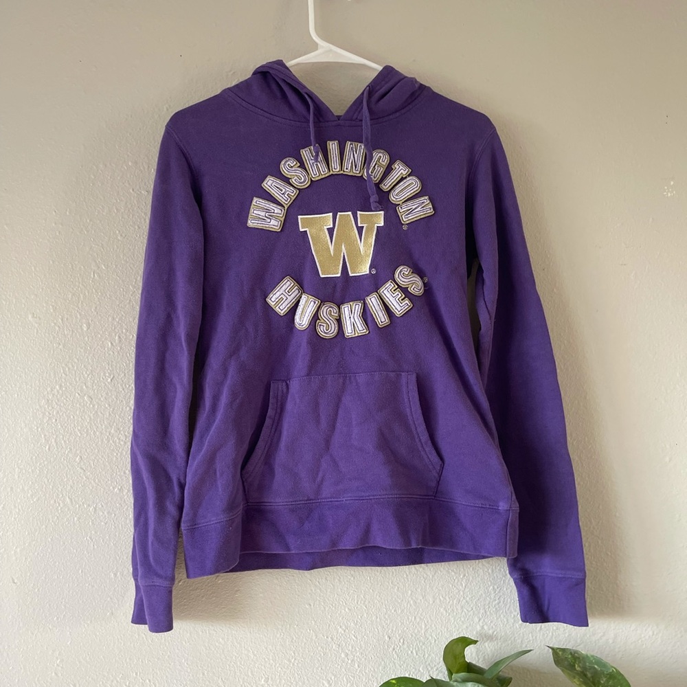 Go huskies! 💜⭐️
